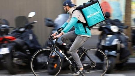 Deliveroo se dispara un 18% en bolsa tras el interés en su compra de DoorDash