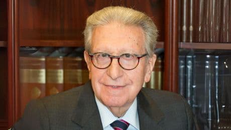 El catalán nominado al Nobel de Economía: “Una profesora le dijo a mi madre que yo no servía”