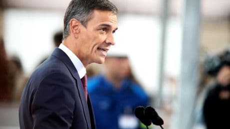 Sánchez anuncia que España participará con "medios aéreos" en el dispositivo de la OTAN: "Putin no nos va a amendretar"
