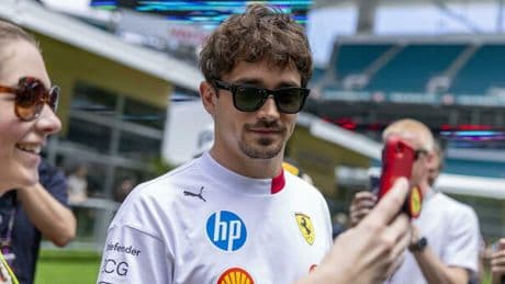 Leclerc cerca il colpaccio a Miami: «Dobbiamo farci trovare pronti, sto imparando molto da Hamilton». Cosa aspettarsi dalla Ferrari