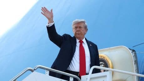 Trump avanza que aranceles a los chips llegarán pronto y que podrían alcanzar el 300%