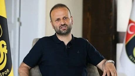 İstanbulspor, Osman Zeki Korkmaz ile yollarını ayırdı