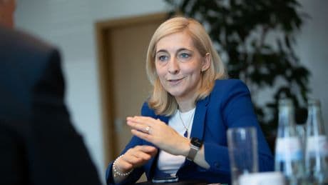 Gesundheitsministerin Warken: „Den Kassen kurzfristig Luft verschaffen“