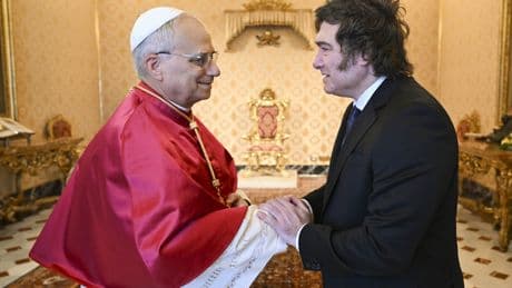El Gobierno de Milei asegura que León XIV ha confirmado un viaje a Argentina, el país que Francisco nunca pisó