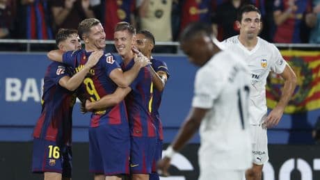 El Barça, con dentelladas de furia de Fermín, Raphinha y Lewandowski, hace jirones a un horrible Valencia