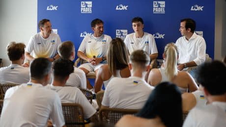 Pádel para olvidar la masacre: la selección nacional de Ucrania llega la Europeo entre paladas y toques de queda
