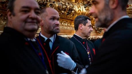 Juanma Moreno volverá a los varales esta Semana Santa en Málaga: "Es su intención si el tiempo lo permite"