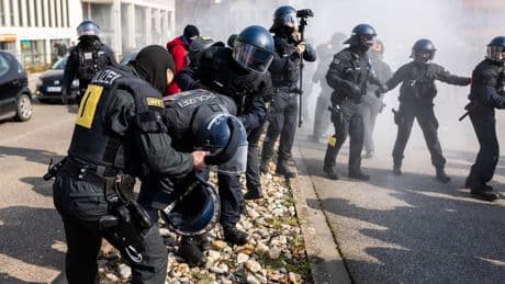 Beamte in Gefahr: Die wachsende Gewalt gegen Polizisten alarmiert die Politik