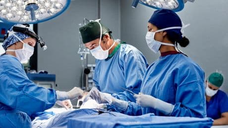 England: Stromausfall im Krankenhaus – Patientin stirbt auf dem Operationstisch
