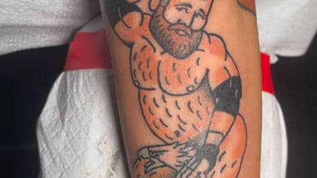 Giants fan reveals why she got naughty Jason Kelce tattoo