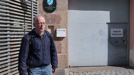 Straßenblockade in Nürnberg: Richter befangen? - Neuer Prozess gegen Klima-Pater