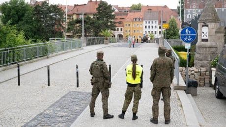 Interview zu Grenzkontrollen: "Bei der nächsten Krise ist der Schengen-Raum in Gefahr"