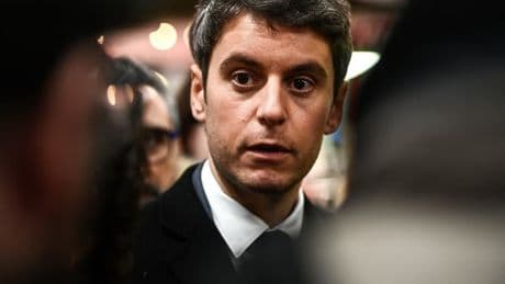 Gabriel Attal estime avoir "de profondes différences avec les LR de Bruno Retailleau"