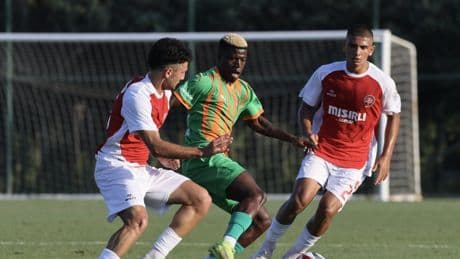 Alanya, Gümrük maçını 2-0 aldı