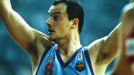 ¿Qué fue de Steve Trumbo, el mormón del Barça que lanzaba los tiros libres a ciegas?