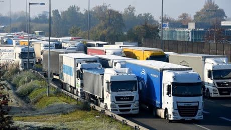 "Nous n'en voulons pas": les transporteurs routiers très remontés contre cette idée de taxe proposée par le patron de la SNCF