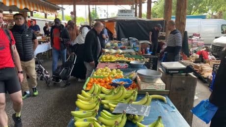 "Ça s'est bien amélioré": le marché des États-Unis retrouve son calme à Lyon, trois mois après l'intervention de la police