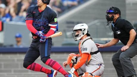 Bassitt lifts Blue Jays to 4-0 win over Giants