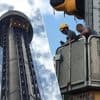Tieners blijven hangen op hoogste punt in vrijevaltoren Walibi: "70 meter boven de grond"