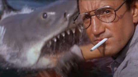Évanouis insubmersible, Les Dents de la Mer émerge à la deuxième place au box-office nord-américain