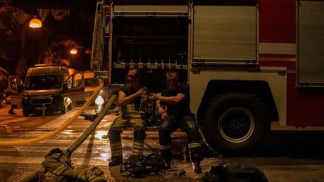 Krieg in der Ukraine: Russischer Angriff auf Kiew löst mehrere Brände aus
