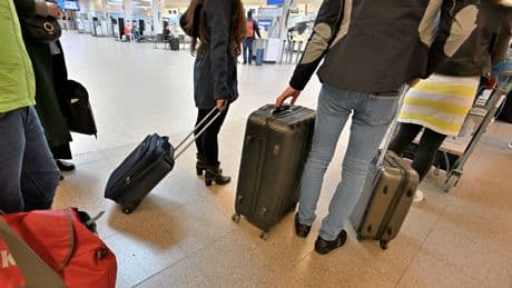 Urlauber sollen draufzahlen: EU-Länder einigen sich auf neue Regeln fürs Handgepäck