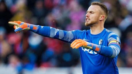 Fußball-Bundesliga: Ehemaliger Freiburger Flekken hütet künftig das Bayer-Tor