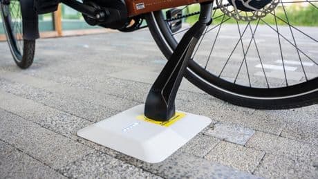 Este es el novedoso cargador inalámbrico para bicis eléctricas que quiere convertirse en referente