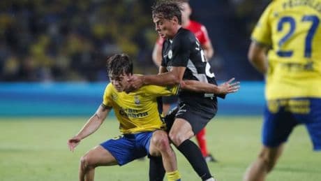 Gol de Ale García anulado y autogol de Barcia desbaratan la victoria de UD Las Palmas