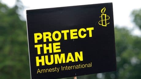 Guerre à Gaza : « Les autorités et entreprises françaises risquent de se rendre complices du génocide en cours », alerte Amnesty International