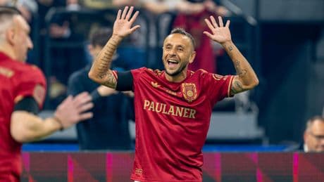 Karriereende nach 31 Titeln - Ex-Bayern-Star Rafinha macht Schluss!