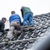 heise+ | Solaranlage selber installieren: Wie Selbstbaugruppen helfen können