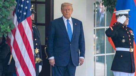 Diese Aktien sind betroffen - Trump-Putin-Gipfel könnte Börse beben lassen