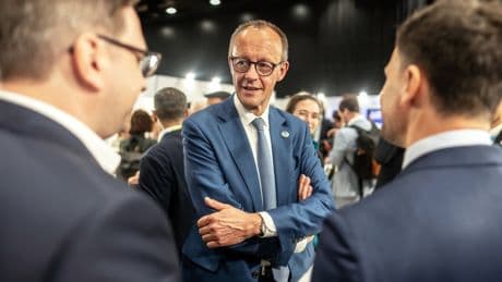 Ukraine-Liveblog: Merz fordert Trump auf, weiter an der Seite Europas zu stehen