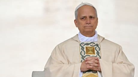 Léon XIV: le pape dénonce une économie qui "exploite les ressources de la Terre et marginalise les plus pauvres"