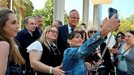 « Le prix de nos mensonges » : le livre choc d’Édouard Philippe