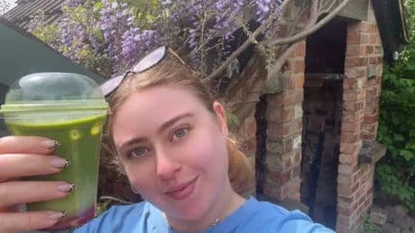 'I tried Caffè Nero's trendy drink of the summer - my three-word text to pals says it all'