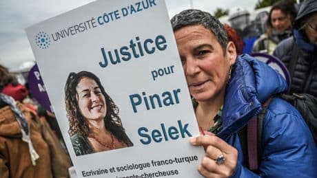 « C’est très épuisant pour moi. Mais nous allons continuer ensemble » : en Turquie, le procès politique contre Pinar Selek reporté au 21 octobre