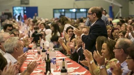 Javier Lambán, el profesor de latín y griego que no abandonó su pueblo ni cuando fue presidente del Gobierno aragonés