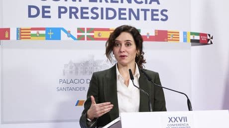 Ayuso valora plantar a Sánchez en la Conferencia de Presidentes