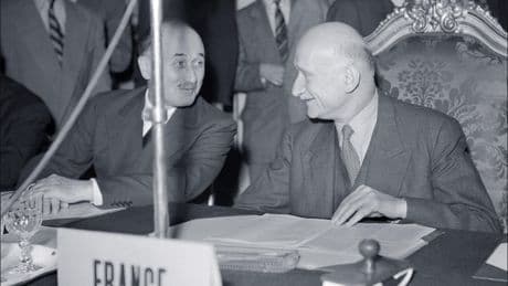 «Pour apporter la paix dans le monde, la France doit défendre un plan Schuman 2.0»