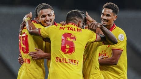 Göztepe kalesinde duvar ördü
