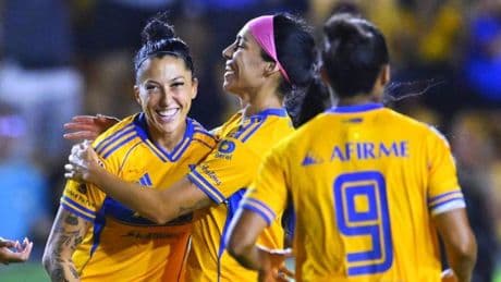 Jenni Hermoso sigue en racha y Tigres asalta el liderato