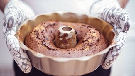 French chef shares 'simplest ever' one pot cake recipe ready in under an hour