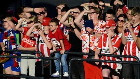 LIVE Eredivisie: landskampioen PSV opent z’n seizoen tegen Sparta