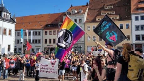 Demonstration: Hunderte bei Christopher Street Day in Freiberg und Zittau