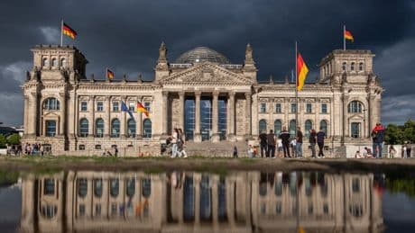 Wie umgehen mit der AfD?: Die vierte große Prüfung der Bundesrepublik