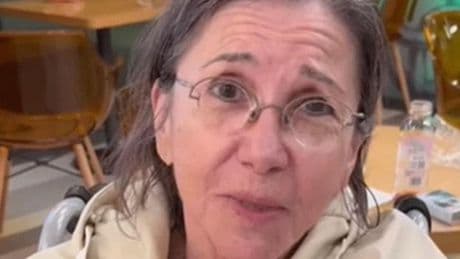 Gül Onat sevenlerinden dua istedi