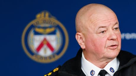 Toronto police chief signs on to new 4-year term