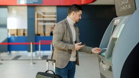Top travel cards to avoid cash machine fees abroad - including one offering free £175